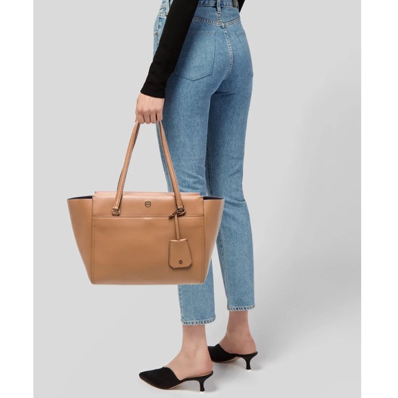 Tory Burch Handbags - Tory Burch Parker Tote